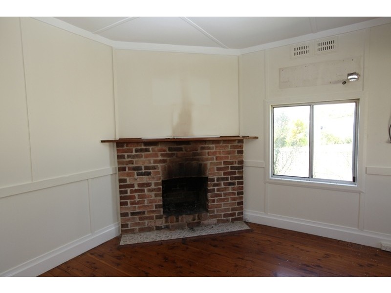 215 Great Southern Road, Bargo NSW 2574