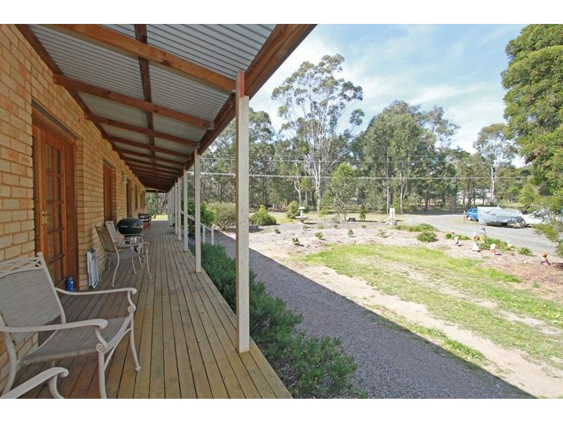 133 Donalds Range Road, Razorback NSW 2571