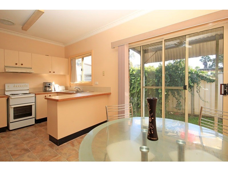 5/17 North Street, Thirlmere NSW 2572