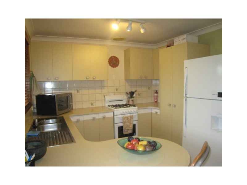 2/68 Bell Street, Thirlmere NSW 2572