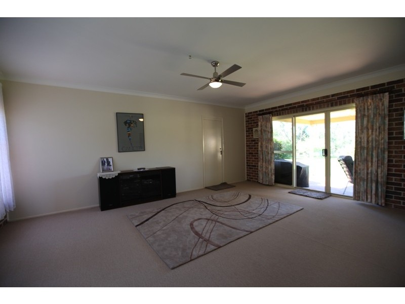 61 Kundabung Street, The Oaks NSW 2570