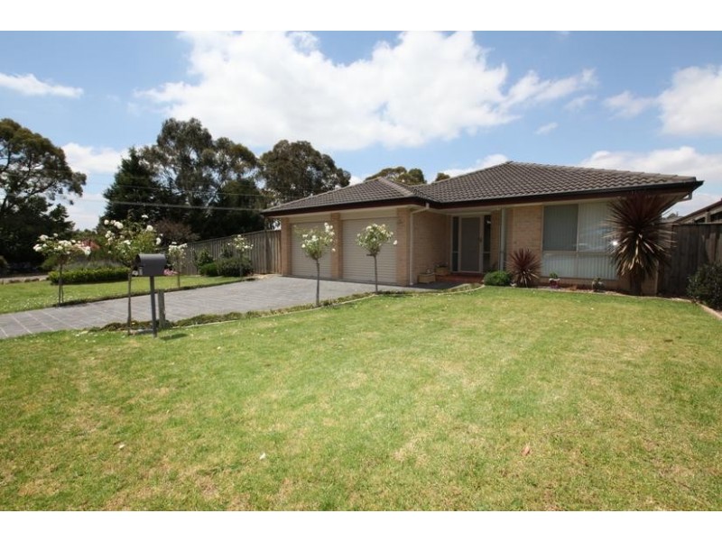26 Ella Street, Hill Top NSW 2575