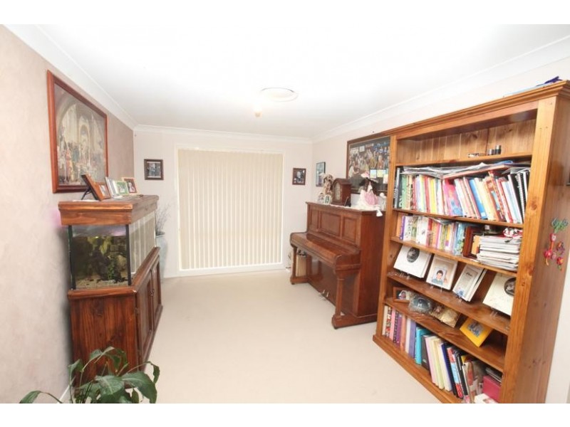 26 Ella Street, Hill Top NSW 2575