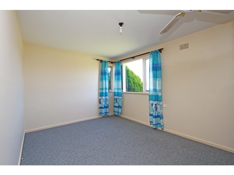 12 Lintina Avenue, Tahmoor NSW 2573