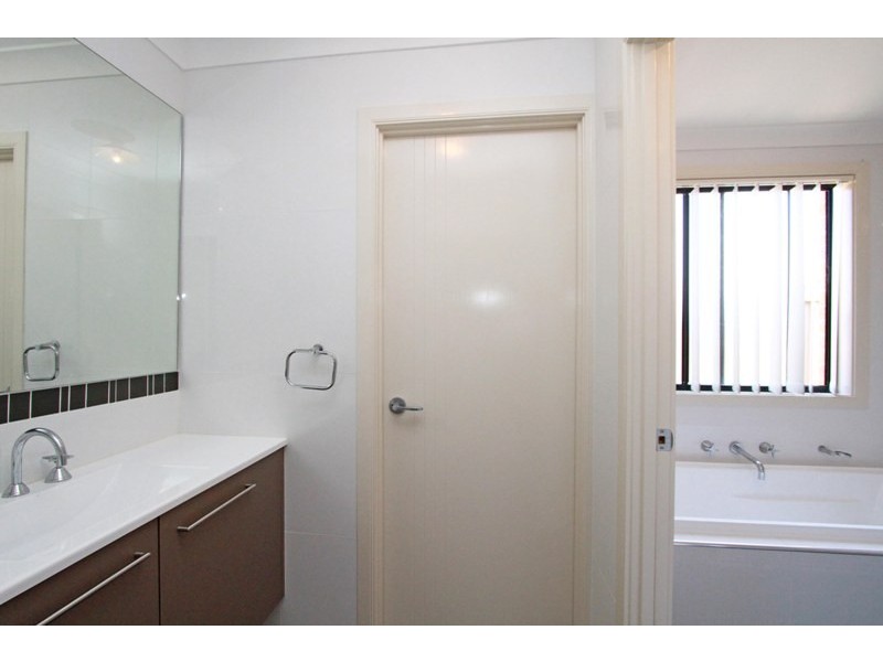 4 Thompson Place, Tahmoor NSW 2573