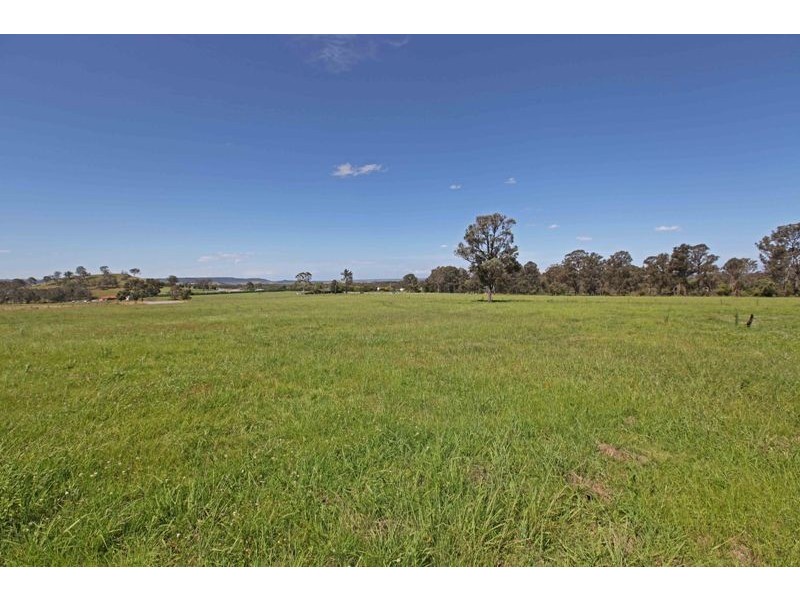 105 Pheasants Nest Road, Pheasants Nest NSW 2574