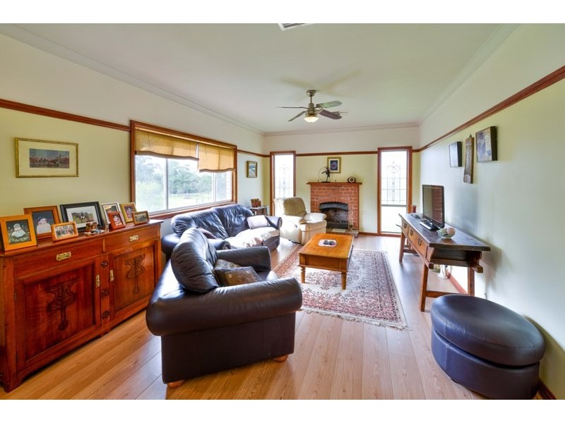 60 Kendall Street, Thirlmere NSW 2572