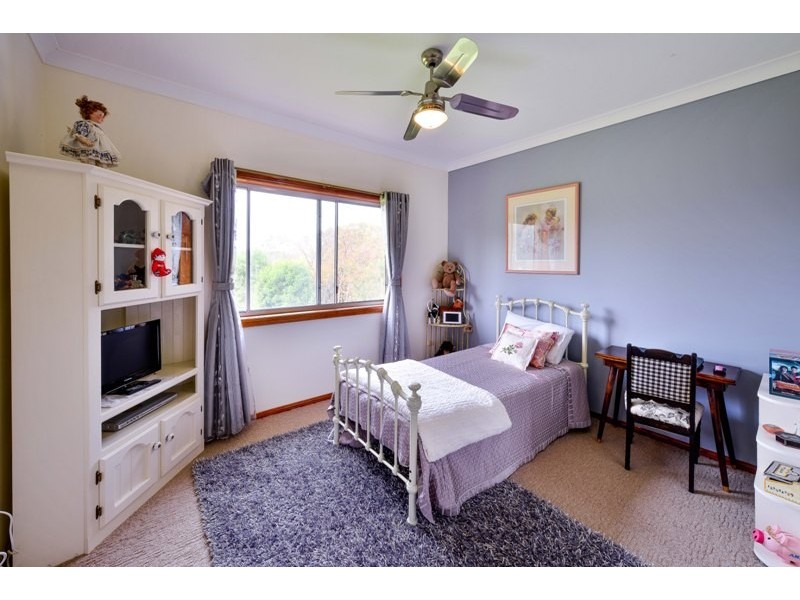 60 Kendall Street, Thirlmere NSW 2572