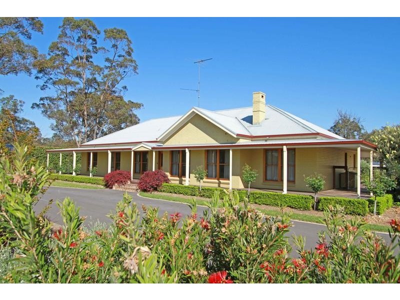 3 The Vines, Picton NSW 2571