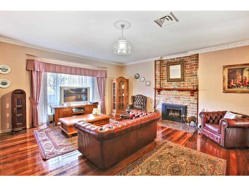 12 Weeta Street, Picton NSW 2571