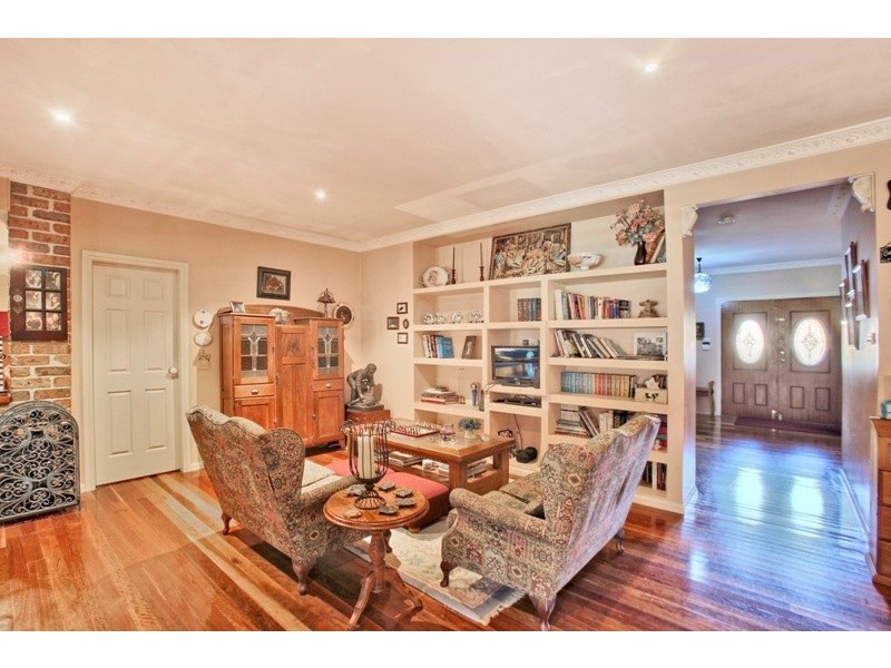 12 Weeta Street, Picton NSW 2571