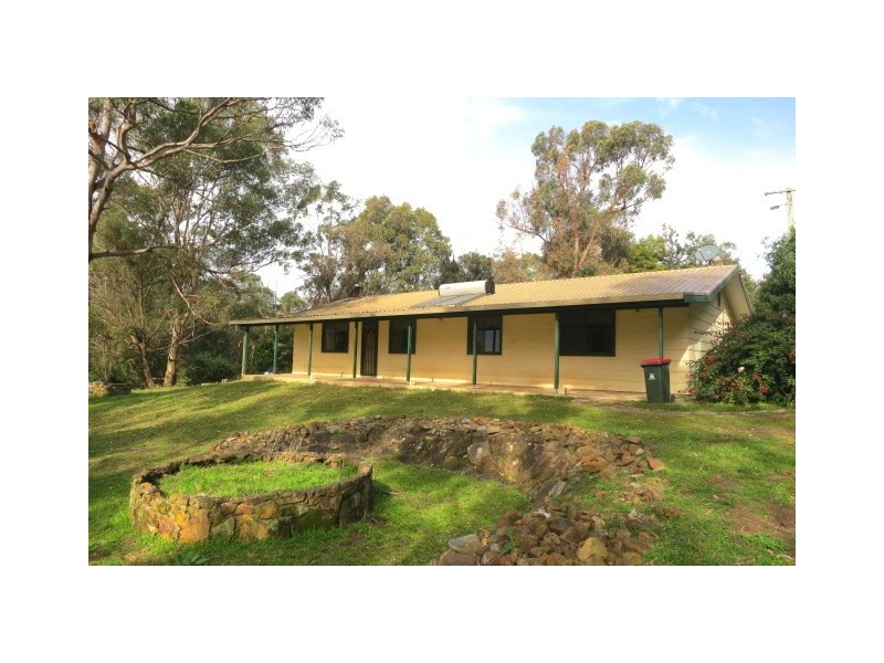 100 Pheasants Nest Road, Pheasants Nest NSW 2574