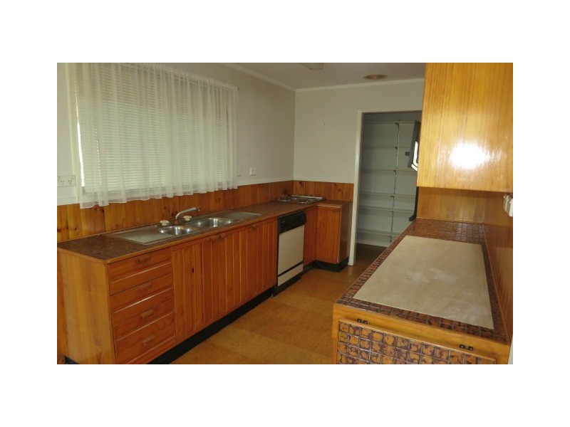 100 Pheasants Nest Road, Pheasants Nest NSW 2574