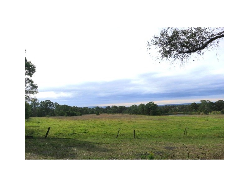 100 Pheasants Nest Road, Pheasants Nest NSW 2574