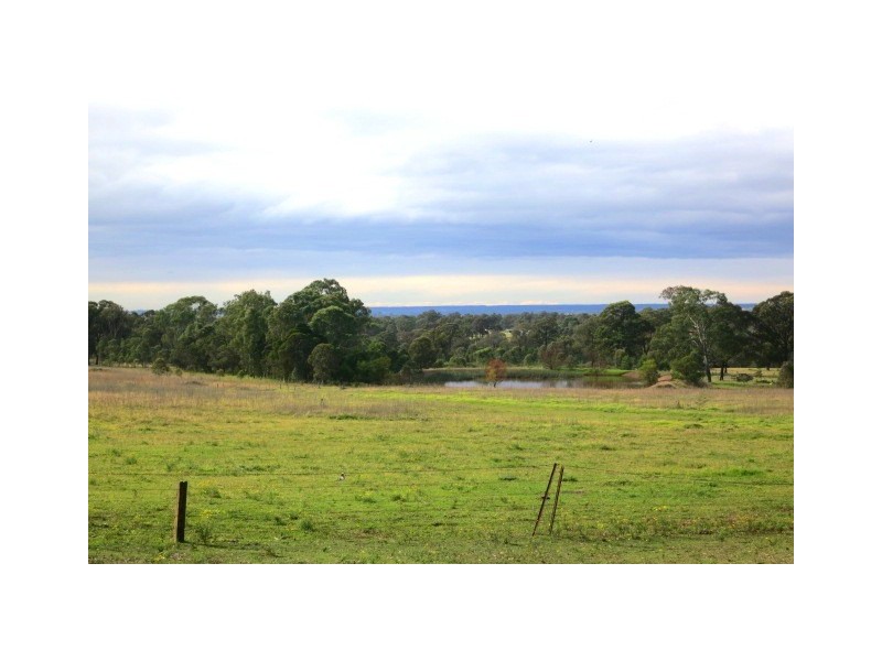 100 Pheasants Nest Road, Pheasants Nest NSW 2574