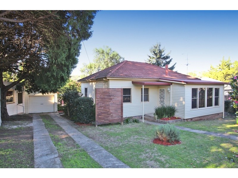 28 Lumsdaine Street, Picton NSW 2571