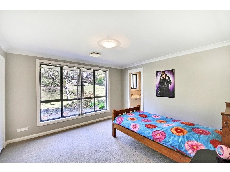 1 Weeta Street, Picton NSW 2571