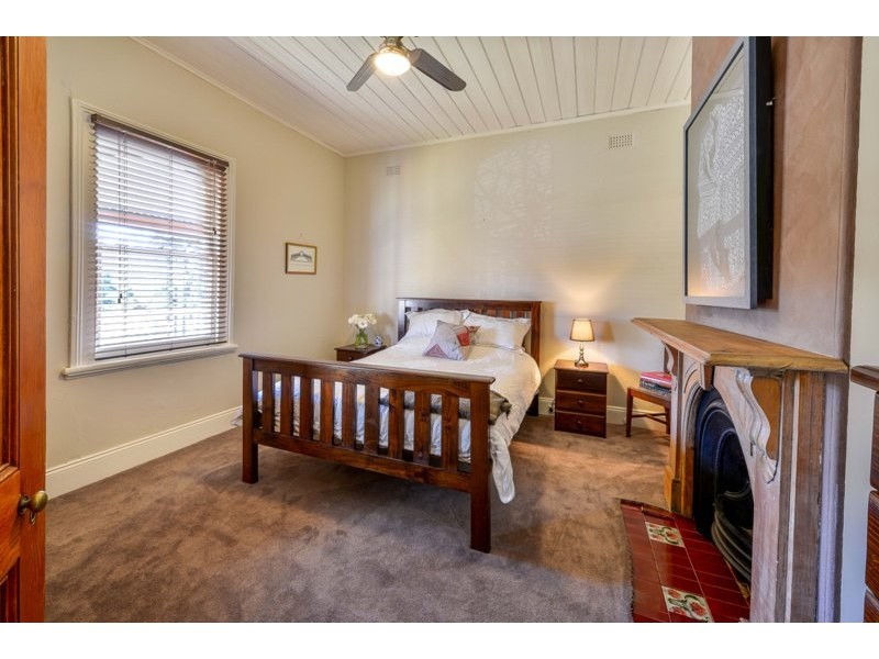 190 Menangle Street, Picton NSW 2571