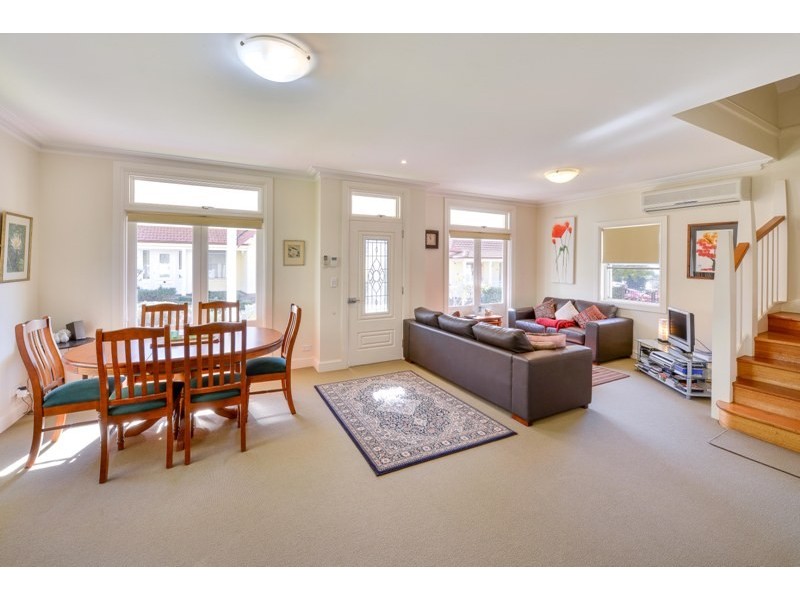 2/253-255 Argyle Street, Picton NSW 2571