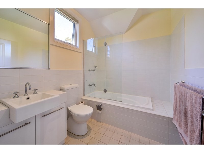 2/253-255 Argyle Street, Picton NSW 2571