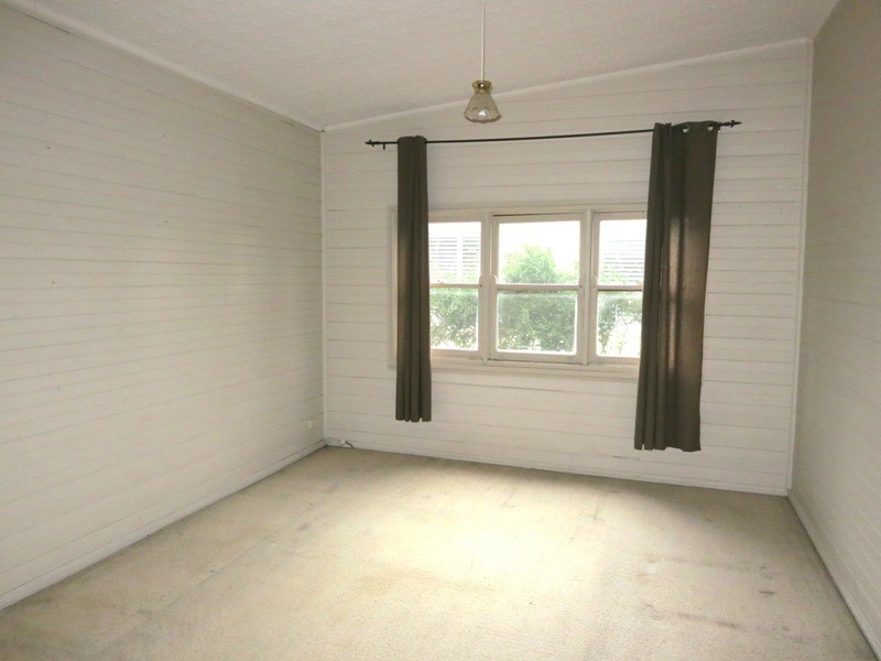 80 Westbourne Avenue, Thirlmere NSW 2572