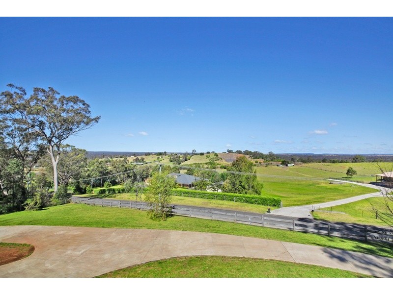 90 McWilliam Drive, Douglas Park NSW 2569