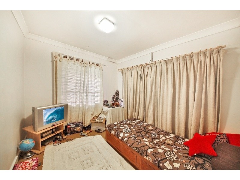 15 Wild Street, Picton NSW 2571