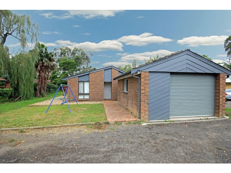 375 Thirlmere Way, Thirlmere NSW 2572