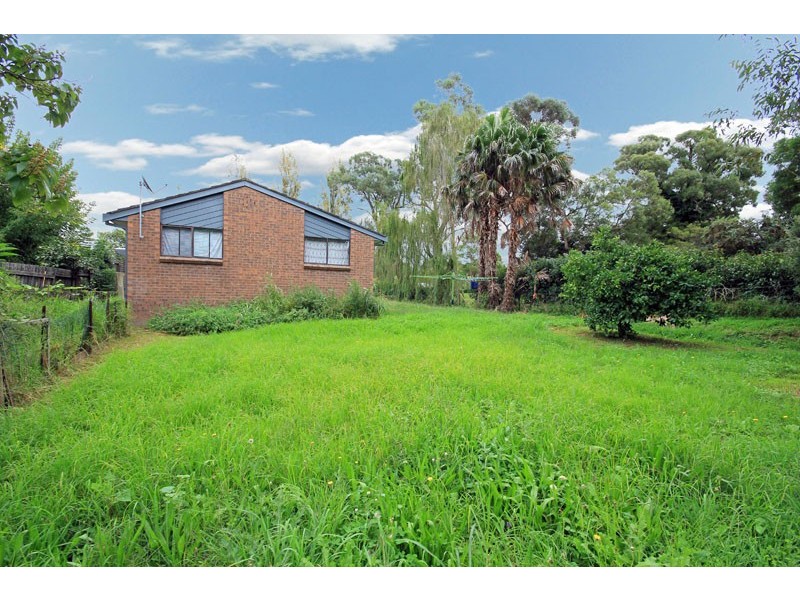 375 Thirlmere Way, Thirlmere NSW 2572