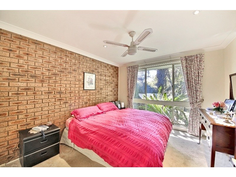 4/10 Windeyer Street, Thirlmere NSW 2572