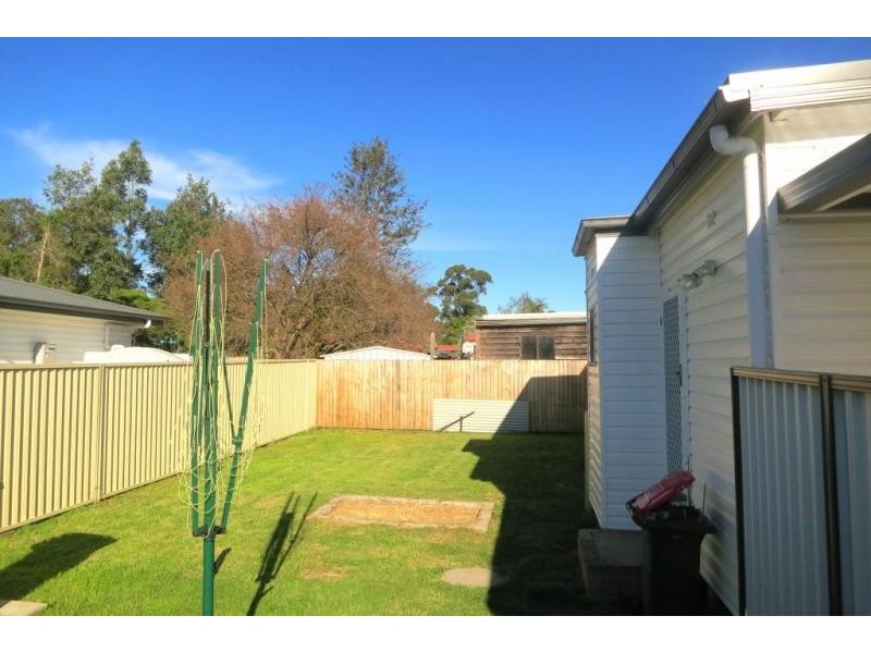 11 Rockford Road, Tahmoor NSW 2573