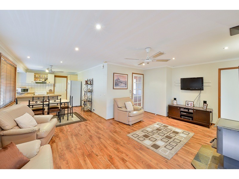 4 Park Avenue, Tahmoor NSW 2573