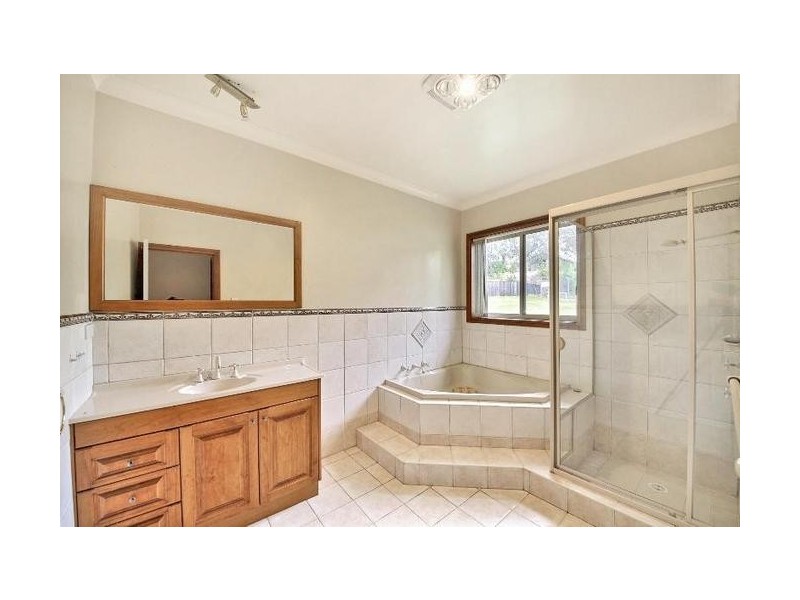 70 Hopson Street, Douglas Park NSW 2569