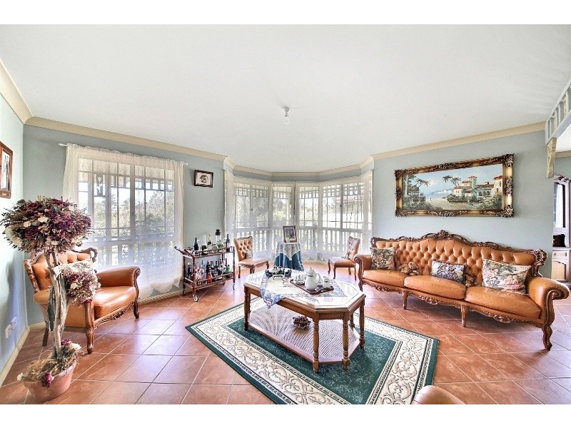 5 Mahonga Street, Tahmoor NSW 2573