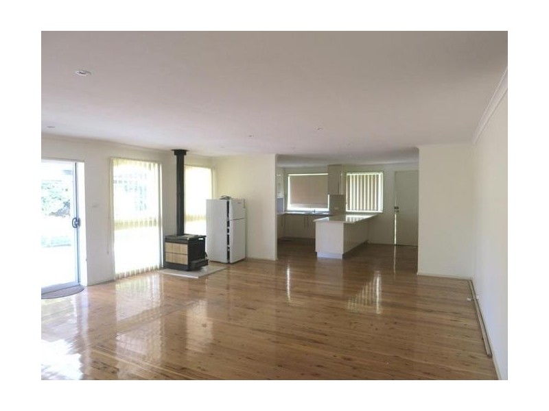 95 Nightingale Road, Pheasants Nest NSW 2574