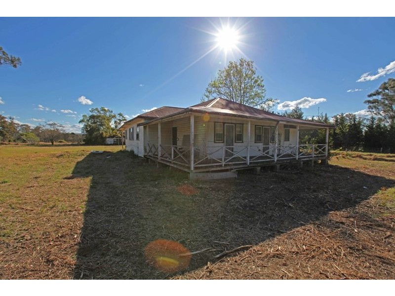100 Rockford Road, Tahmoor NSW 2573