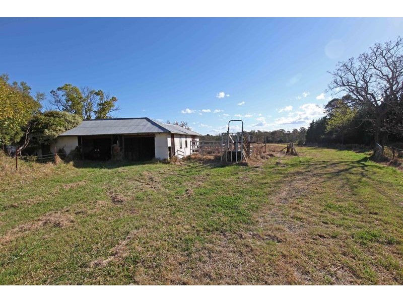 100 Rockford Road, Tahmoor NSW 2573