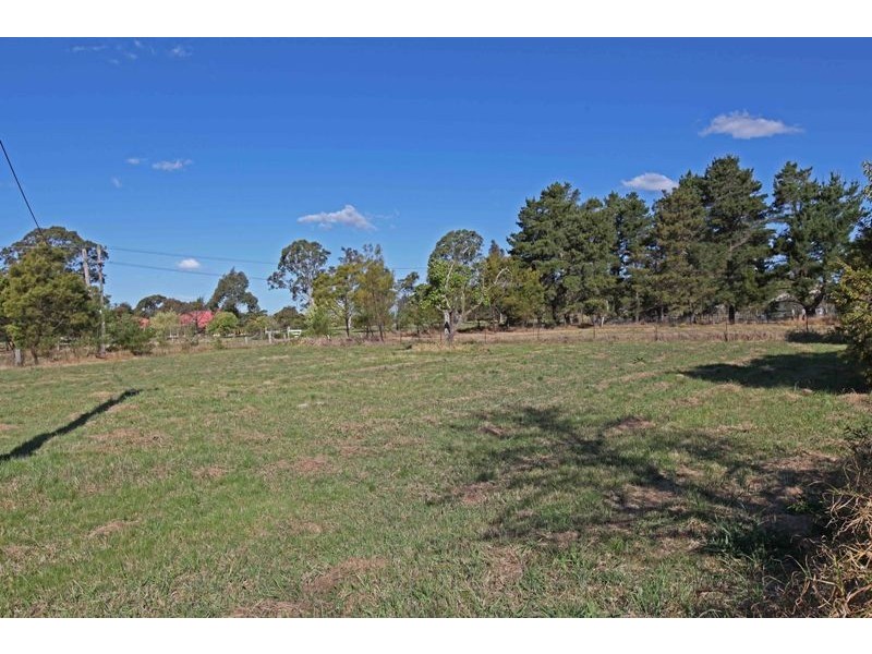 100 Rockford Road, Tahmoor NSW 2573