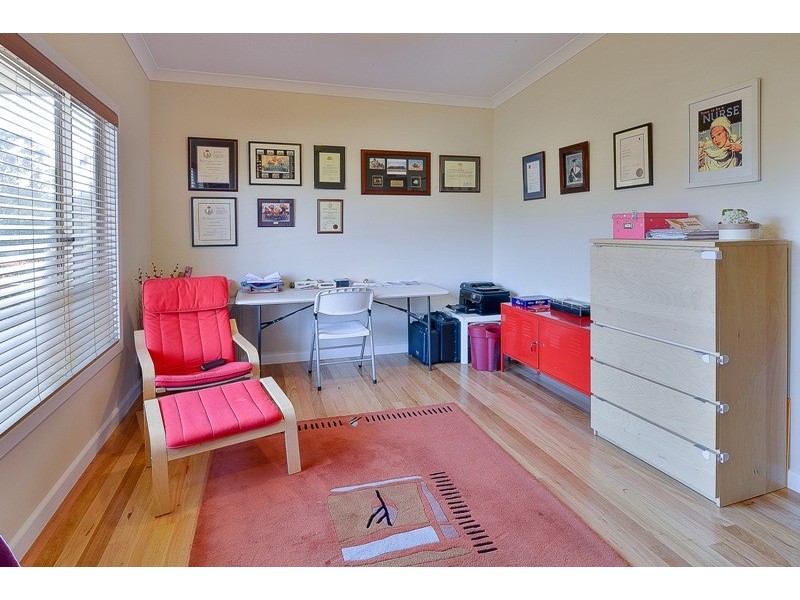 27 Antill Street, Picton NSW 2571