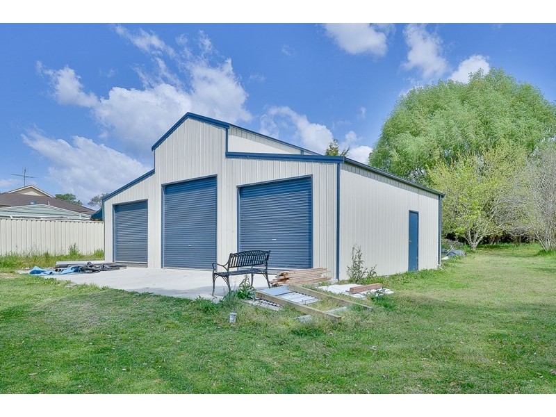 14 River Road, Tahmoor NSW 2573