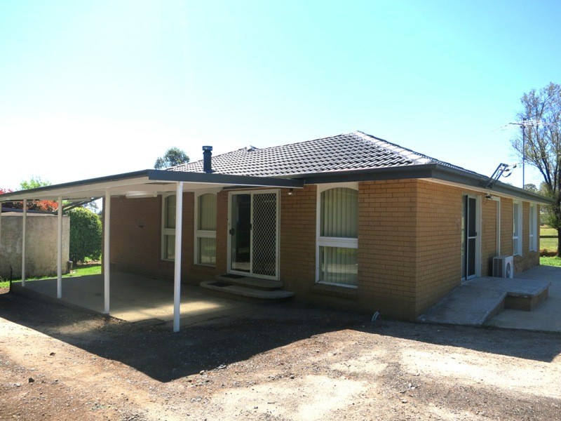 95 Nightingale Road, Pheasants Nest NSW 2574