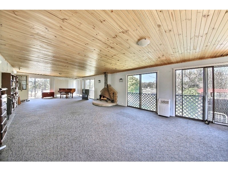 783 Wilson Drive, Balmoral Village NSW 2571