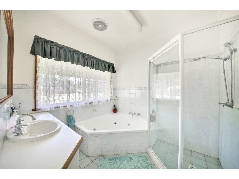 770 Old Hume Highway, Alpine NSW 2575