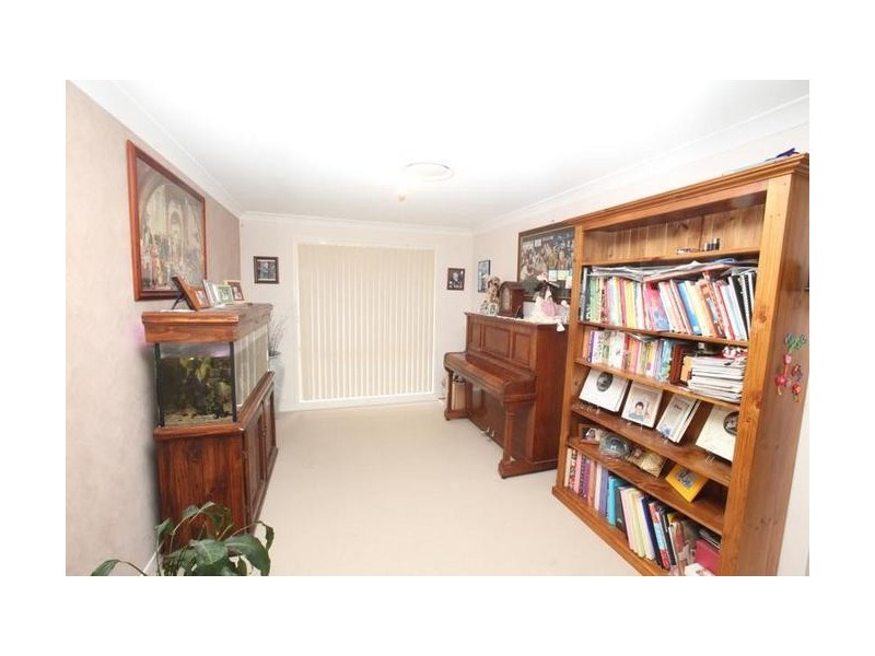 26 Ella Street, Hill Top NSW 2575