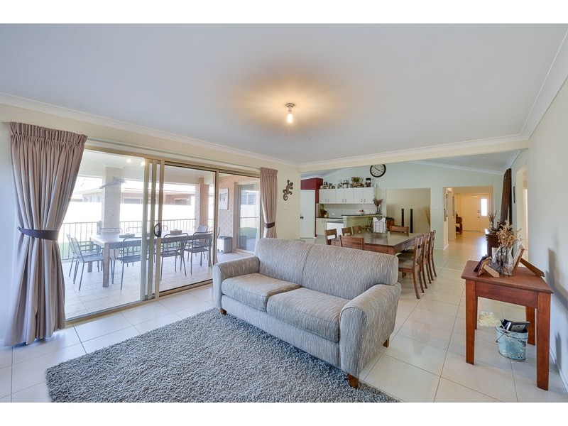 17 Marshall Avenue, Spring Farm NSW 2570