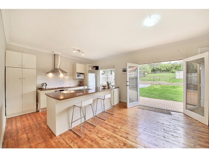 257 Argyle Street, Picton NSW 2571