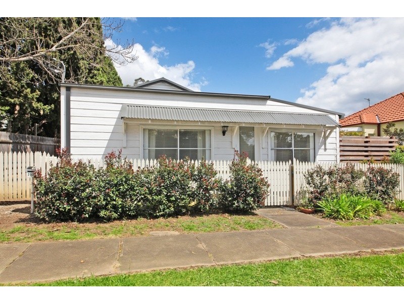 257 Argyle Street, Picton NSW 2571