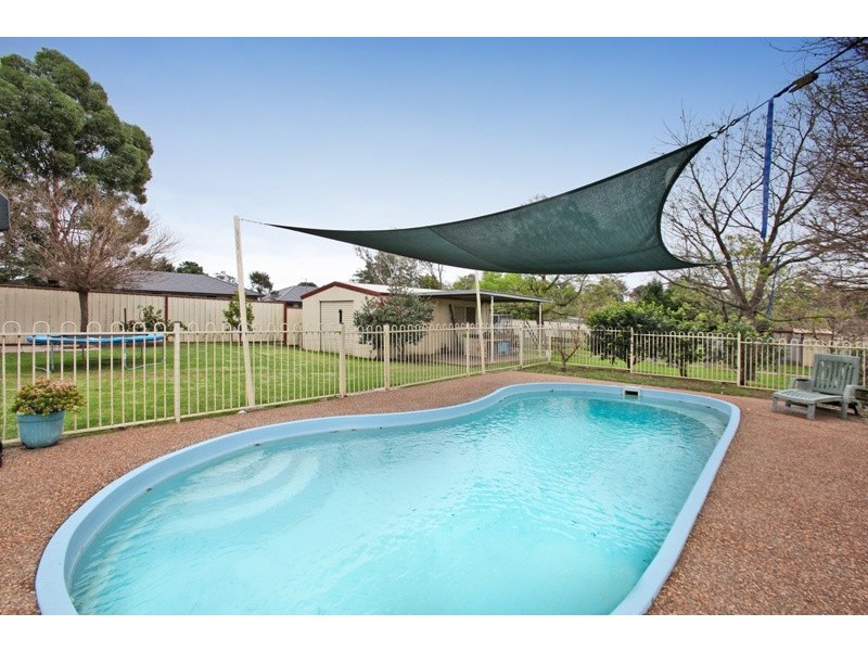 15 Park Street, Tahmoor NSW 2573