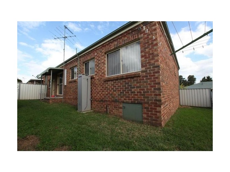 5/17 North Street, Thirlmere NSW 2572