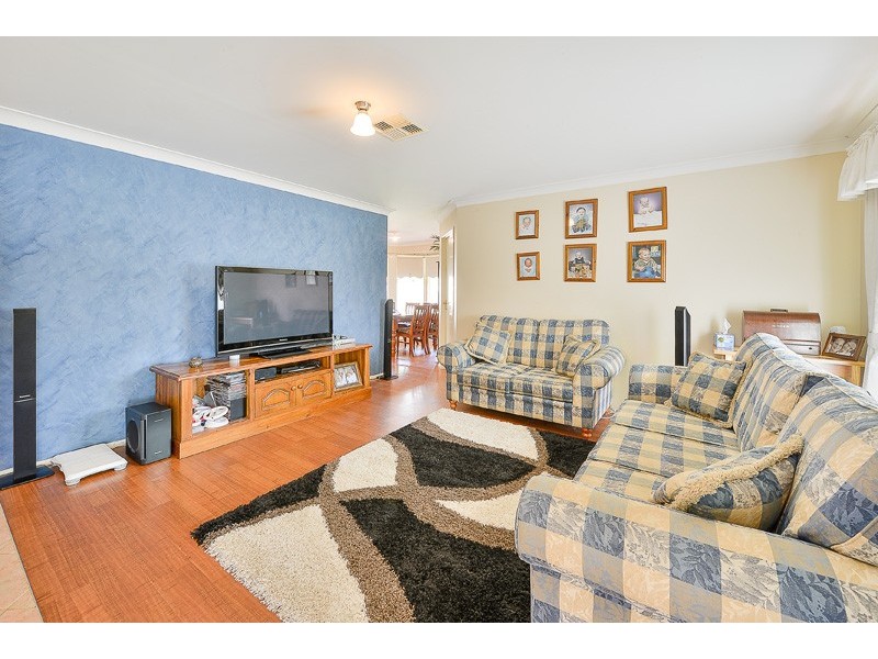 3 Madigan Grove, Thirlmere NSW 2572